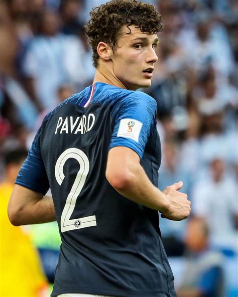 pavard gay|Pavard: Golden boy racks up another trophy .